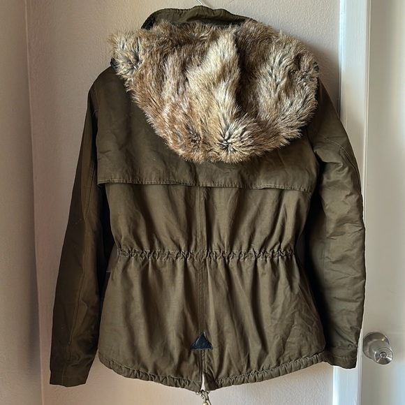 ZARA TRAFALUC Olive Green Faux Fur Outerwear Jacket - Picture 7 of 9